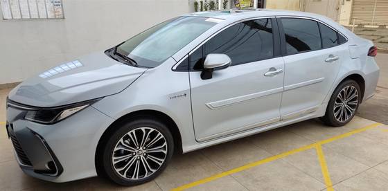 TOYOTA COROLLA 1.8 VVT-I HYBRID FLEX ALTIS PREMIUM CVT TOYOTA COROLLA 1.8 VVT-I HYBRID FLEX ALTIS PREMIUM CVT